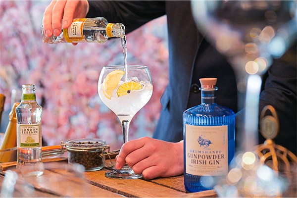 wedding drinks reception at Sheraton Athlone Hotel featuring handcrafted gin cocktails and luxury bar service